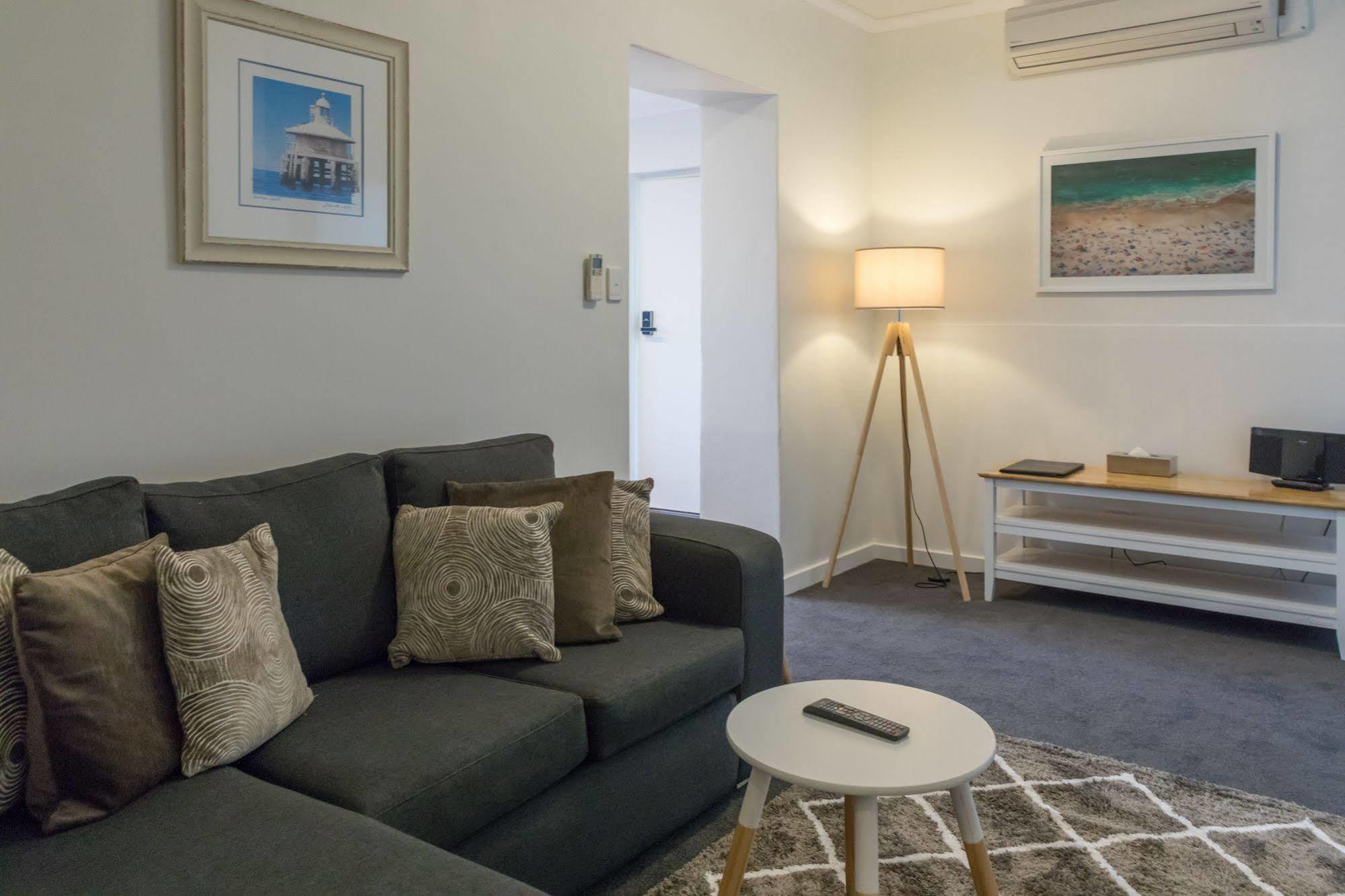 Bay 10 - Suites And Apartments Port Lincoln Exterior foto