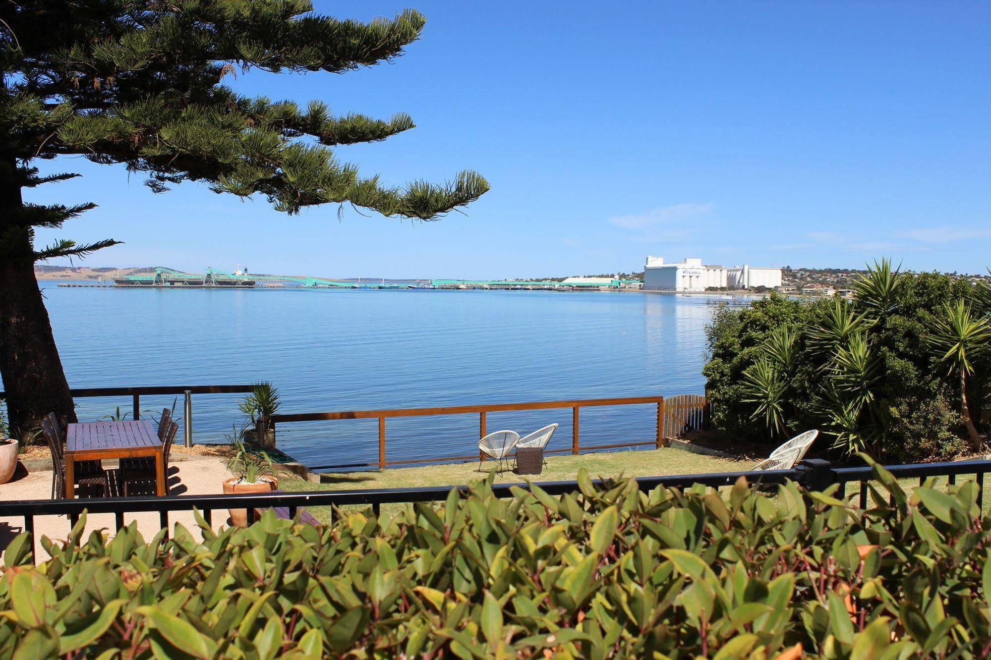 Bay 10 - Suites And Apartments Port Lincoln Exterior foto